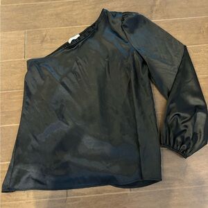 Elegant Black One-Shoulder Blouse